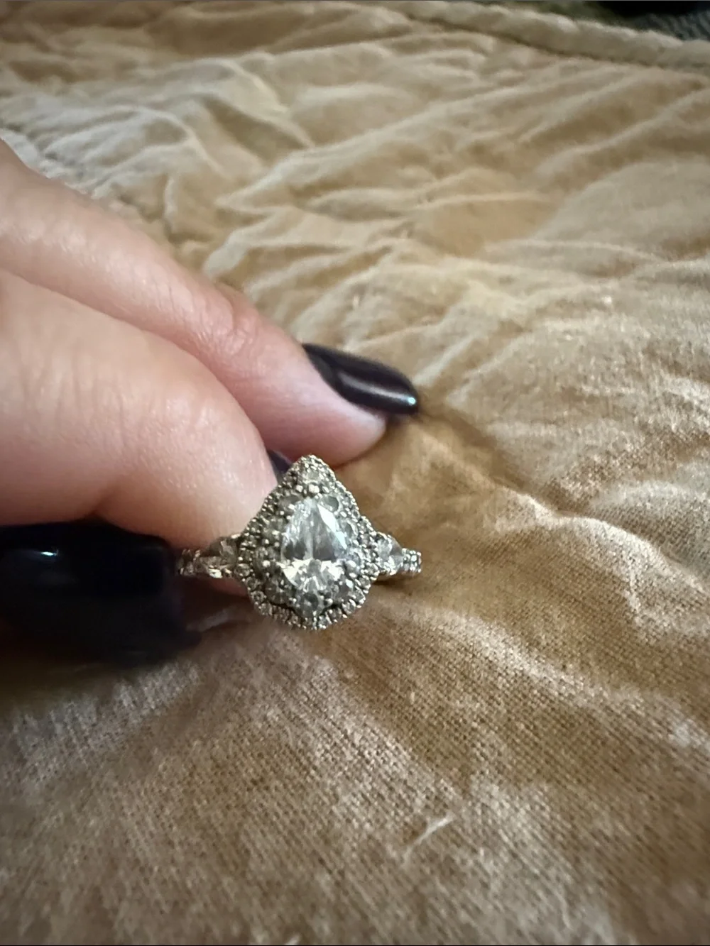 Monique Lhuillier Bliss Diamond Engagement Ring 1-1/4 ct tw Pear & Round-cut 18K